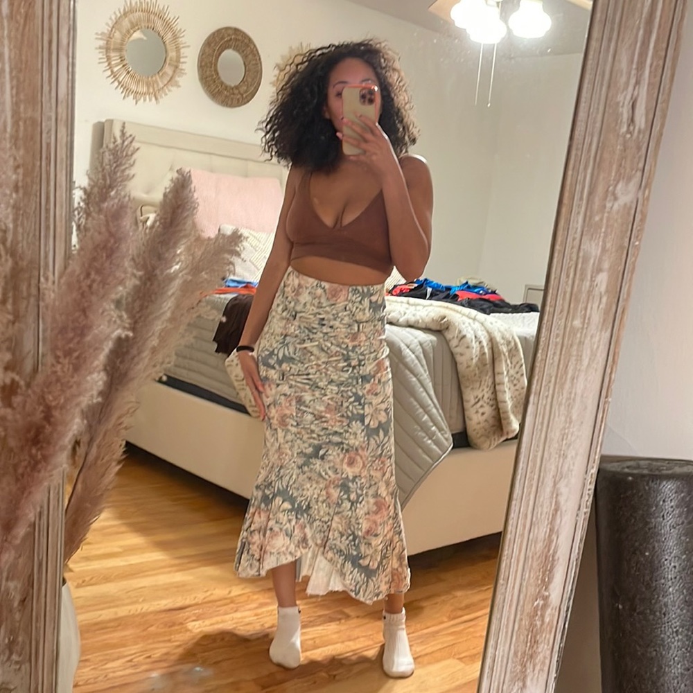 Midi floral skirt